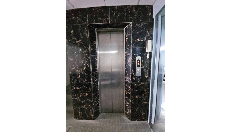Ngộp Bank Bán CHDV 6 Tầng Hẻm 6m 88m2_5.5*17 cho thuê 50tr.th Gần ĐH Ngân Hàng Linh Trung Thủ Đức Chỉ 11.5 tỷ.